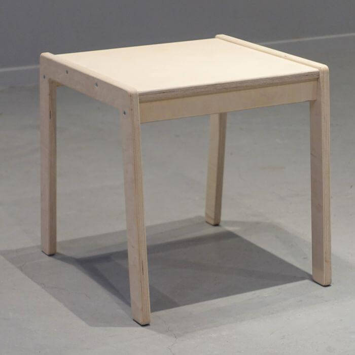 Hölzerne Kindertisch 1-4 Jahre - natur Kindertisch toddie.de