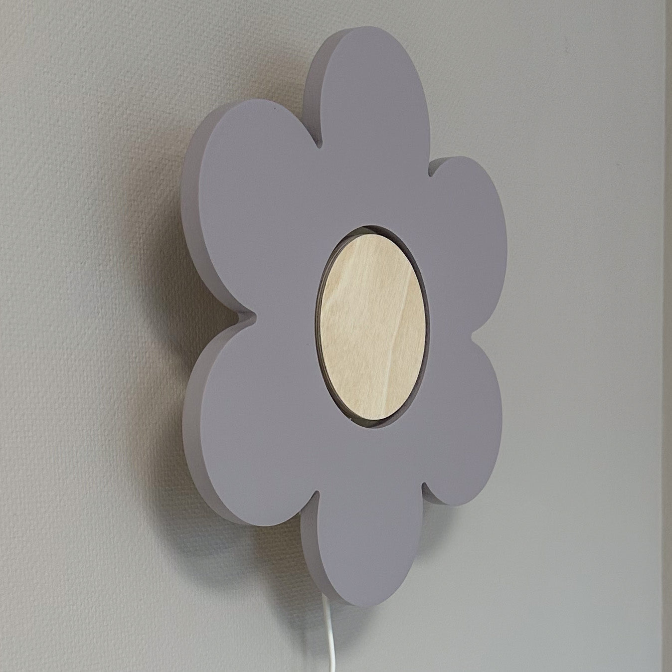 Hölzerne Wandlampe Kinderzimmer | Blume - Lila Wandleuchte toddie.de ®