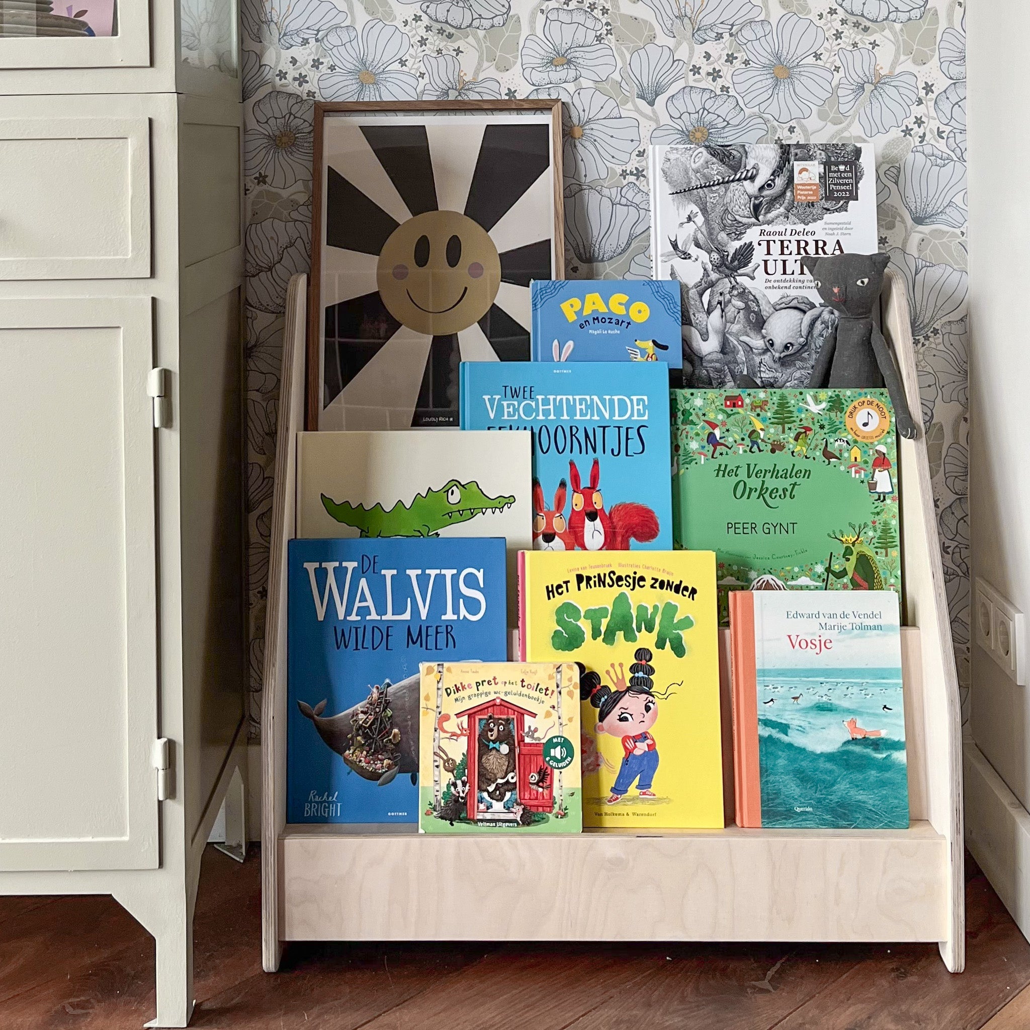 Montessori Bücherschrank Kinderzimmer | 3 Stufen - natur Bücherschrank toddie.de