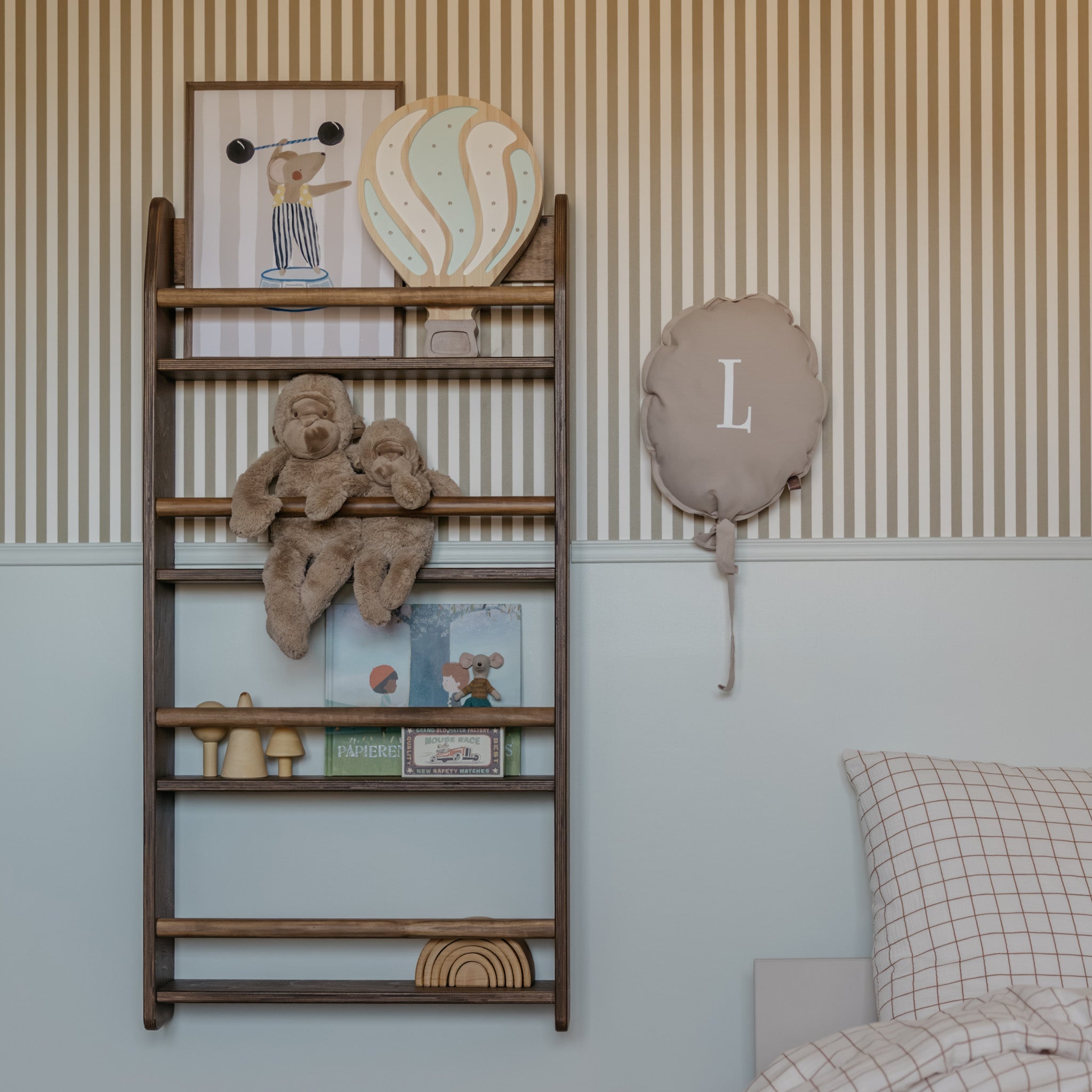 Montessori Bücherregal Kinderzimmer | 4 Regale - Wengé Wandregal toddie.de ®