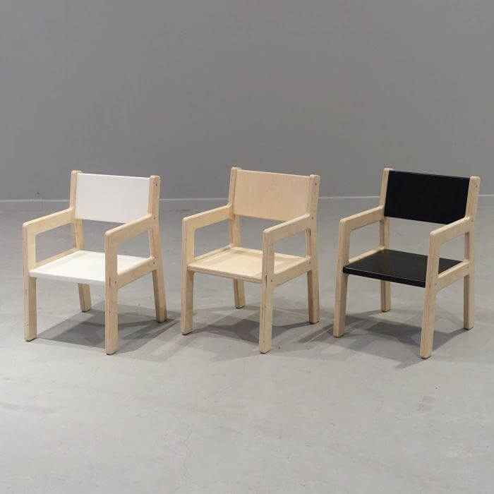 Hölzerner Kinderstuhl 1-4-Jahre - schwarz Kinderstuhl toddie.de