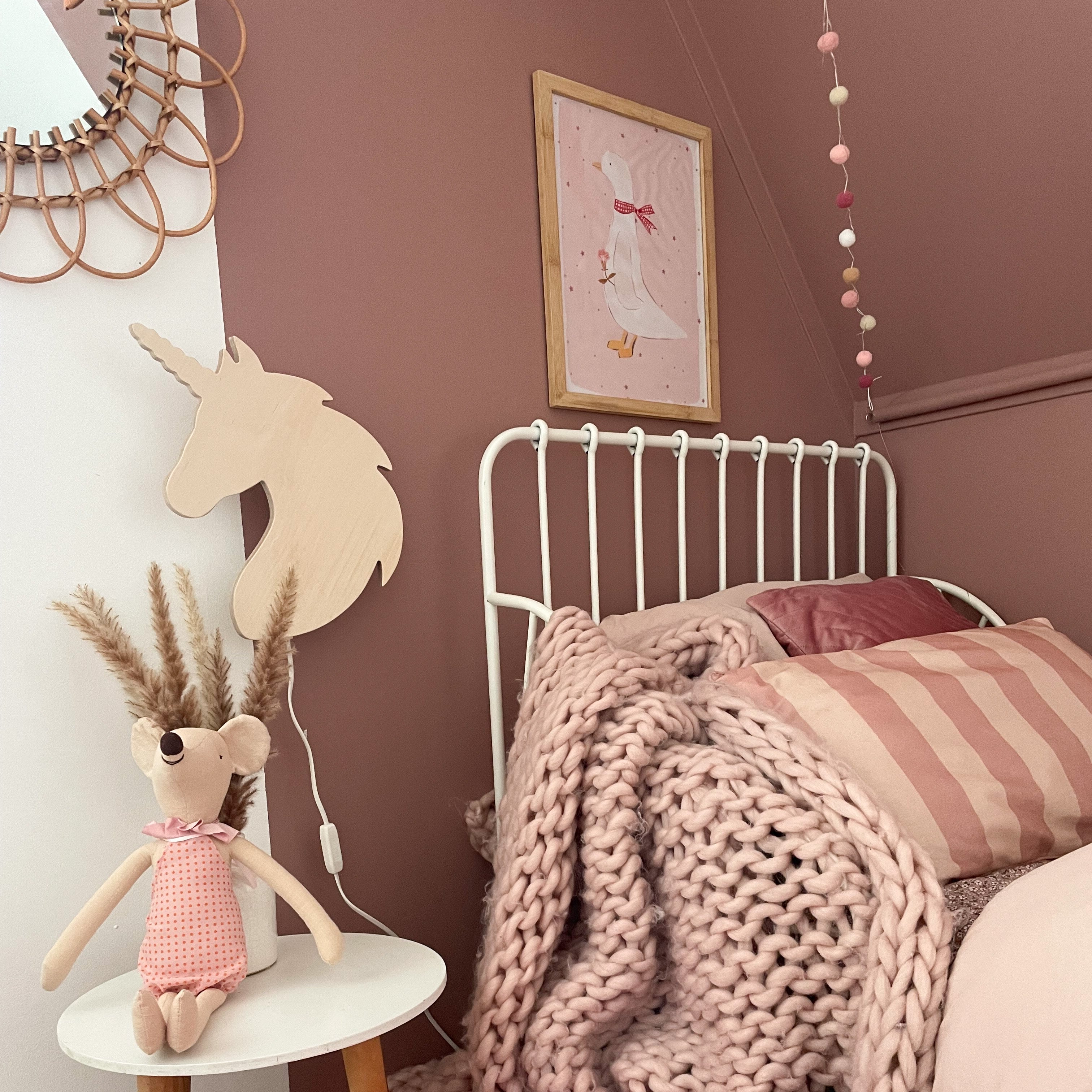 Hölzerne Wandleuchte Kinderzimmer | Einhorn - natur Wandleuchte toddie.de