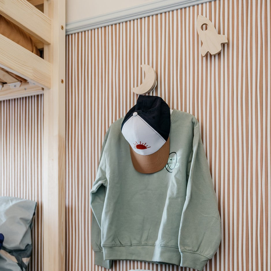 Hölzerne Wandhaken Kinderzimmer | Rakete und Mond - natur Wandhaken toddie.de