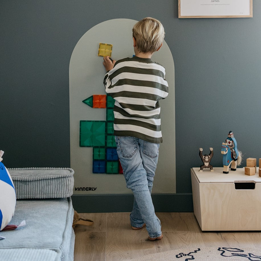 Montessori fahrende Aufbewahrungsbox mit Lenkrollen und Deckel - natur aufbe toddie.de ®