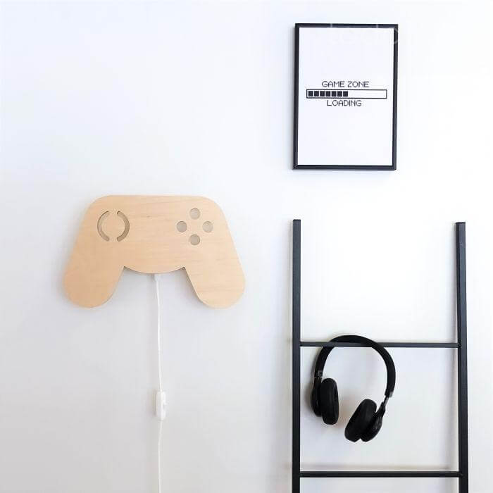Hölzerne Wandleuchte Kinderzimmer | Gamecontroller - natur Wandleuchte toddie.de