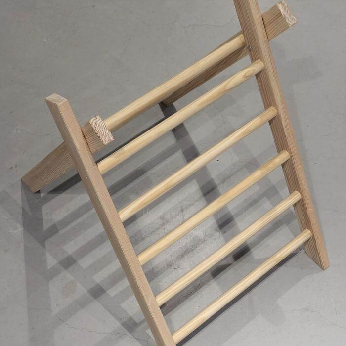 Hölzernes Klettergerüst | Faltbare Pikler Dreieck mit Rutsche - natur Kletterdreieck toddie.de