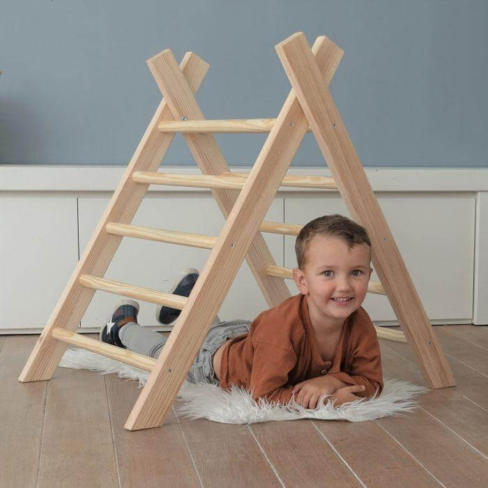 Hölzernes Klettergerüst | Faltbare Pikler Dreieck - natur Kletterdreieck toddie.de