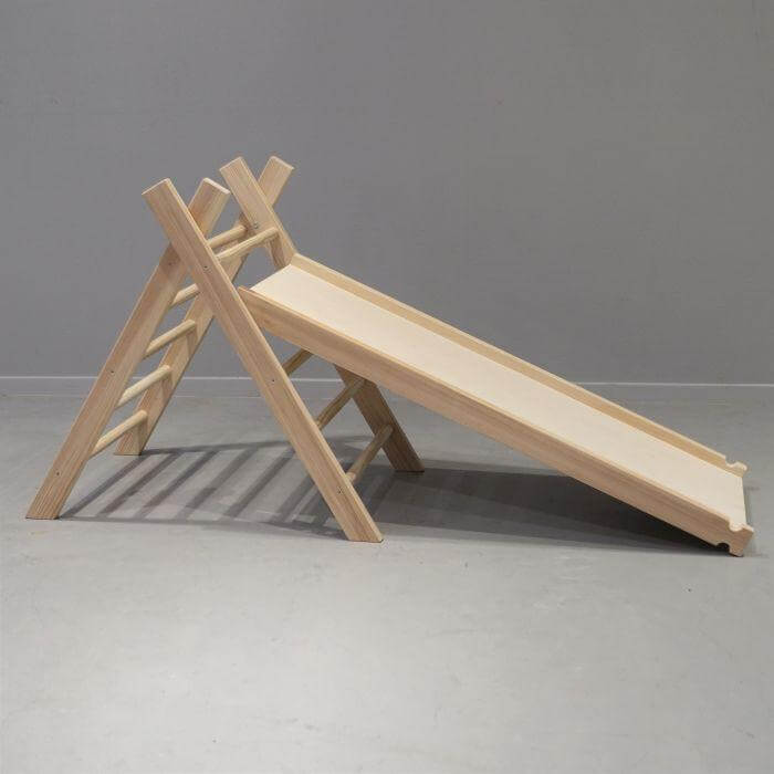 Hölzernes Klettergerüst | Faltbare Pikler Dreieck mit Rutsche - natur Kletterdreieck toddie.de