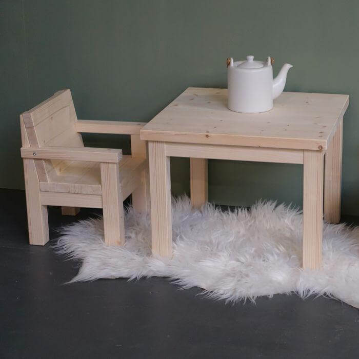 Hölzerne Kindertisch 1-4 Jahre | Kiddo - natur Kindertisch toddie.de