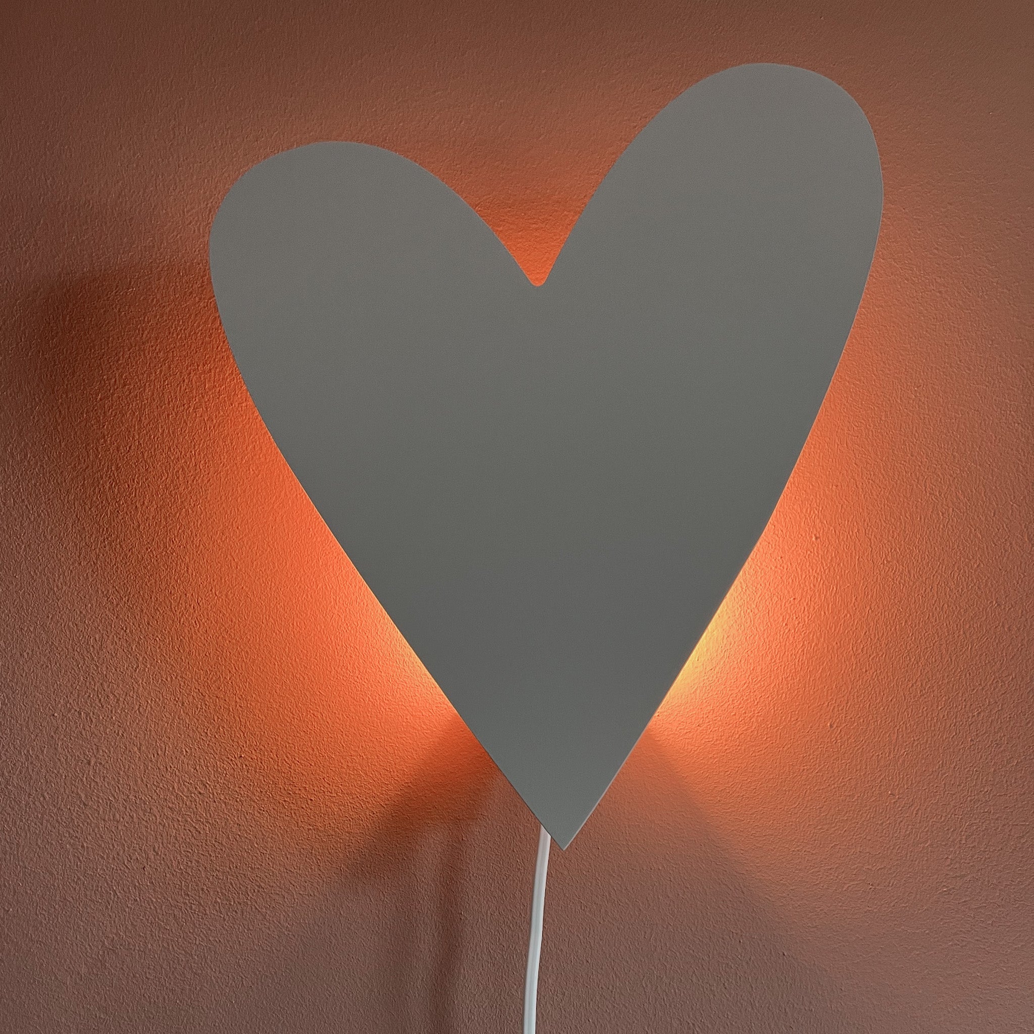 Hölzerne Wandleuchte Kinderzimmer | Herz - beige Wandleuchte toddie.de