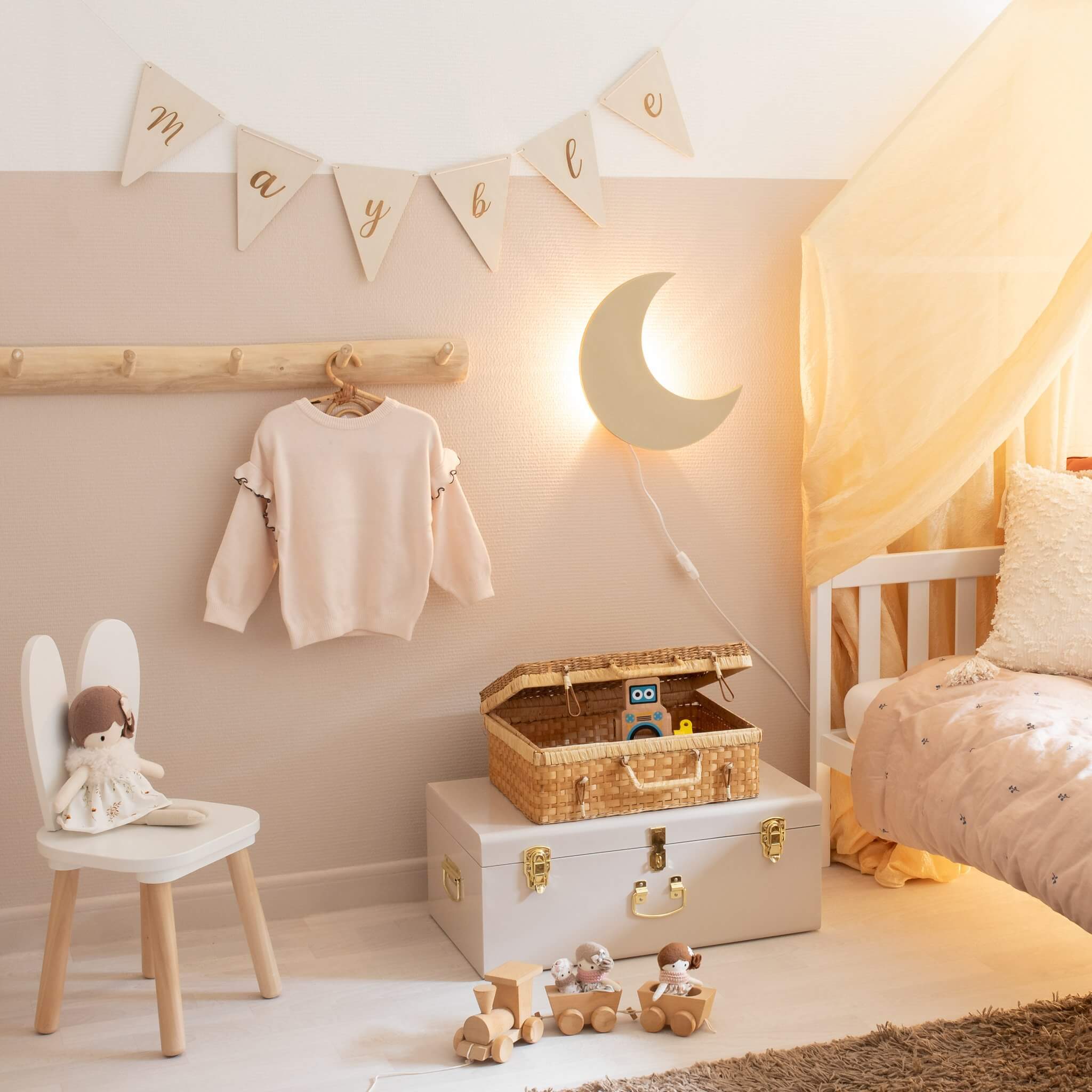 Hölzerne Wandleuchte Kinderzimmer | Mond - gold Wandleuchte toddie.de