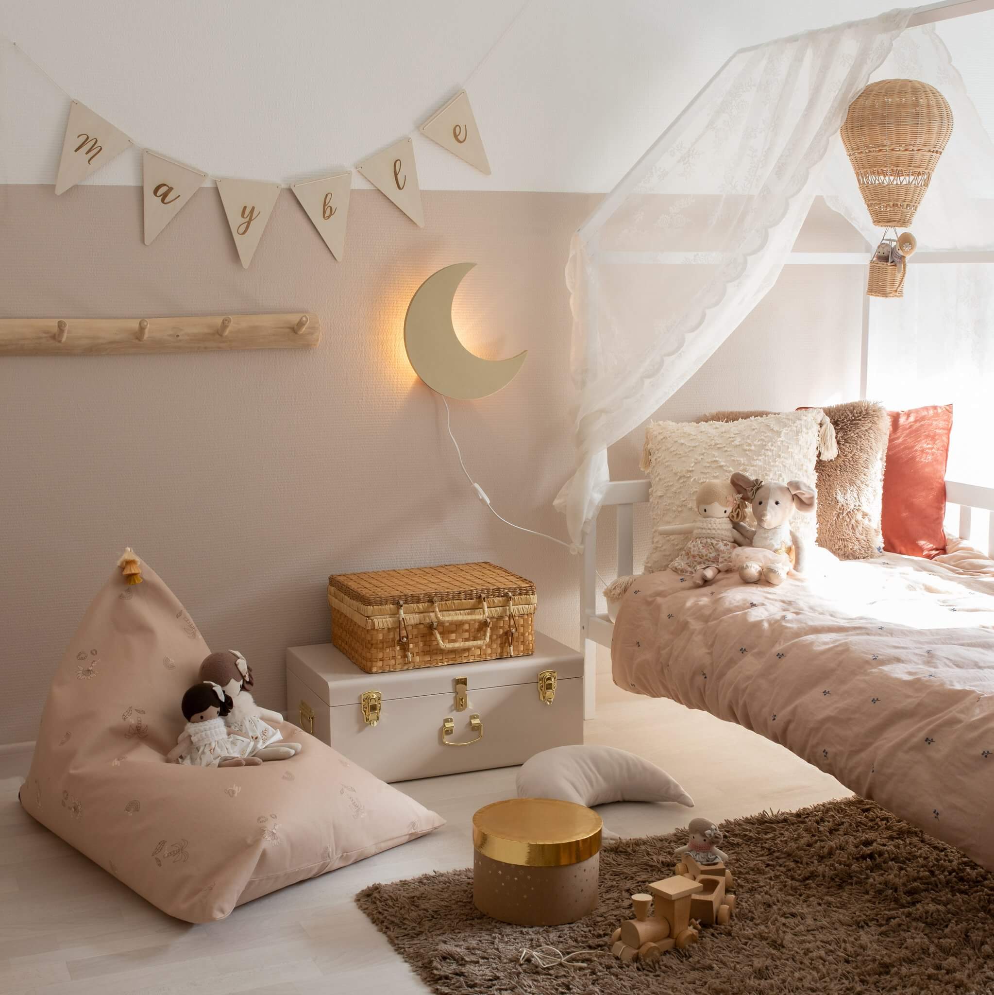 Hölzerne Wandleuchte Kinderzimmer | Mond - gold Wandleuchte toddie.de