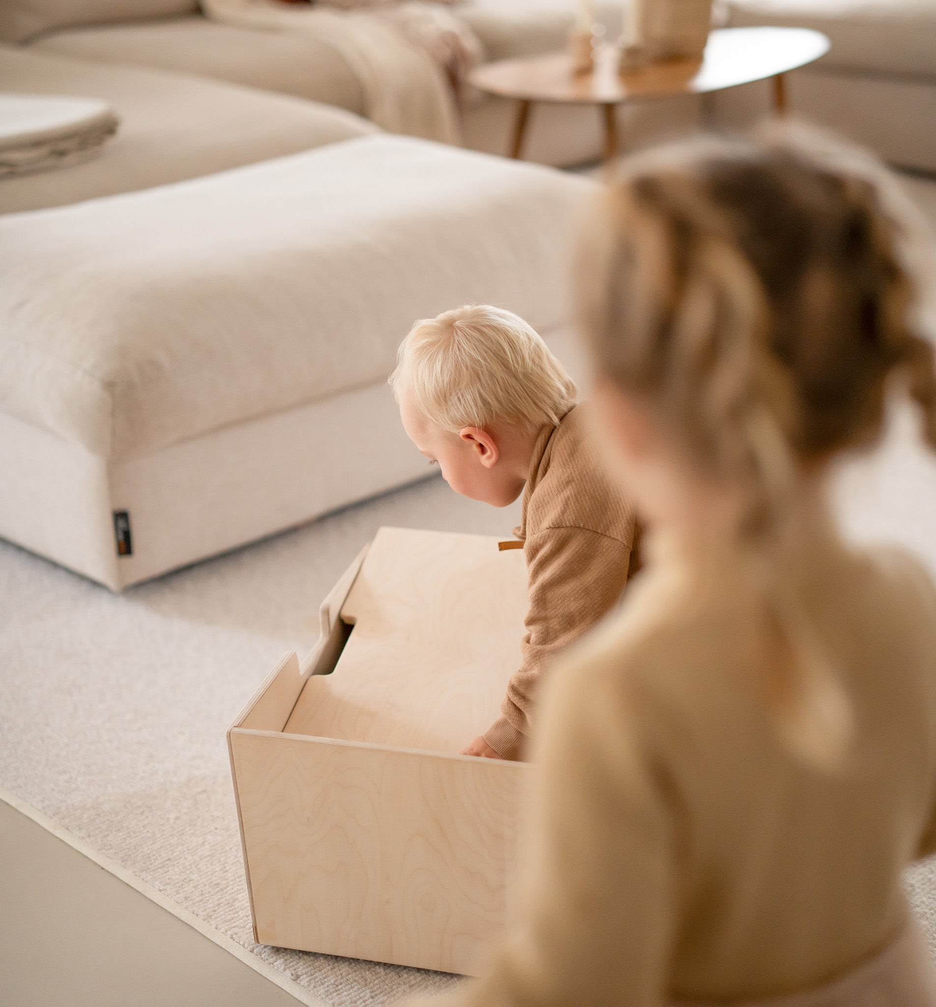 Montessori fahrende Aufbewahrungsbox mit Lenkrollen und Deckel - natur aufbe toddie.de ®