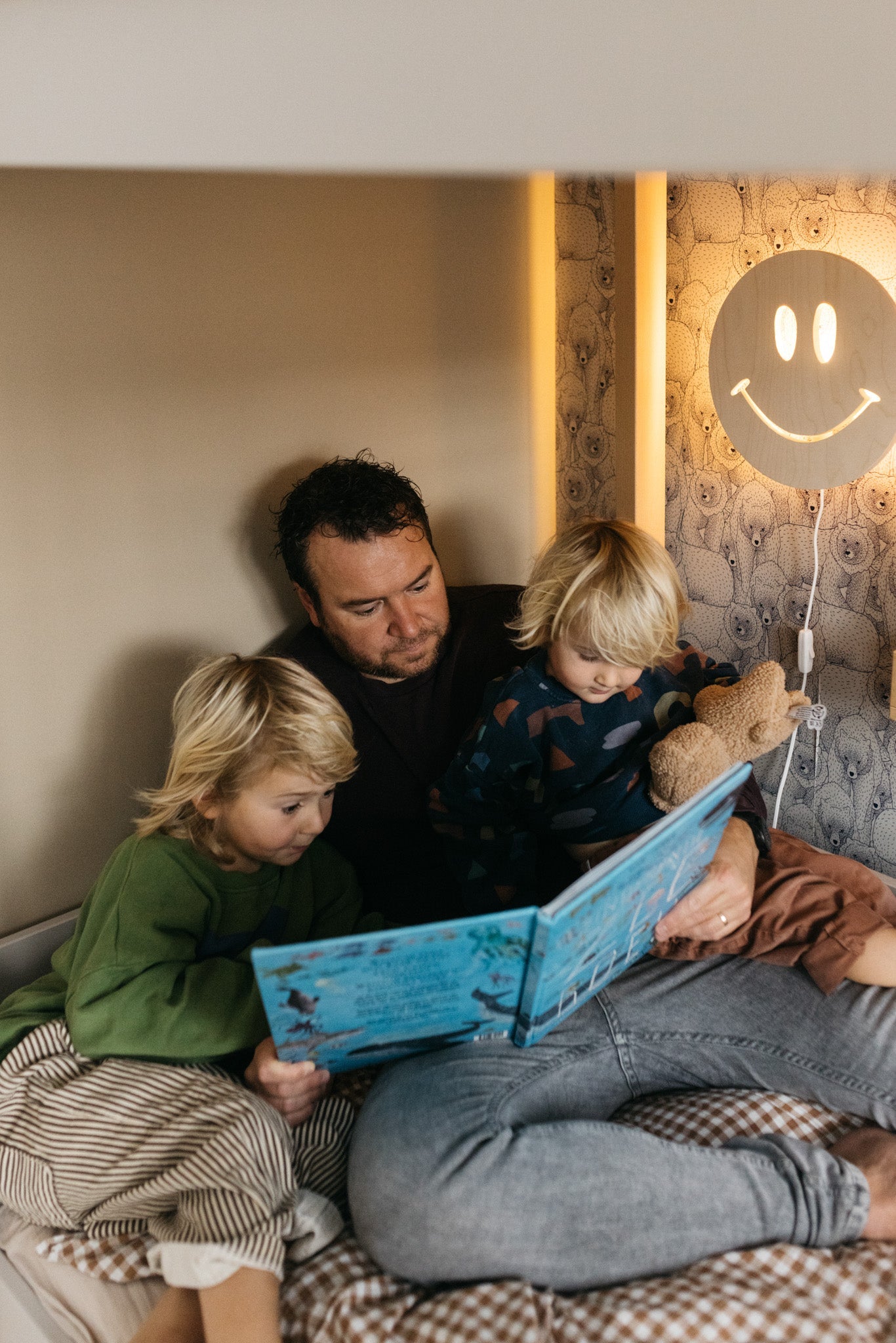 Hölzerne Wandleuchte Kinderzimmer | Smiley - natur Wandleuchte toddie.de ®