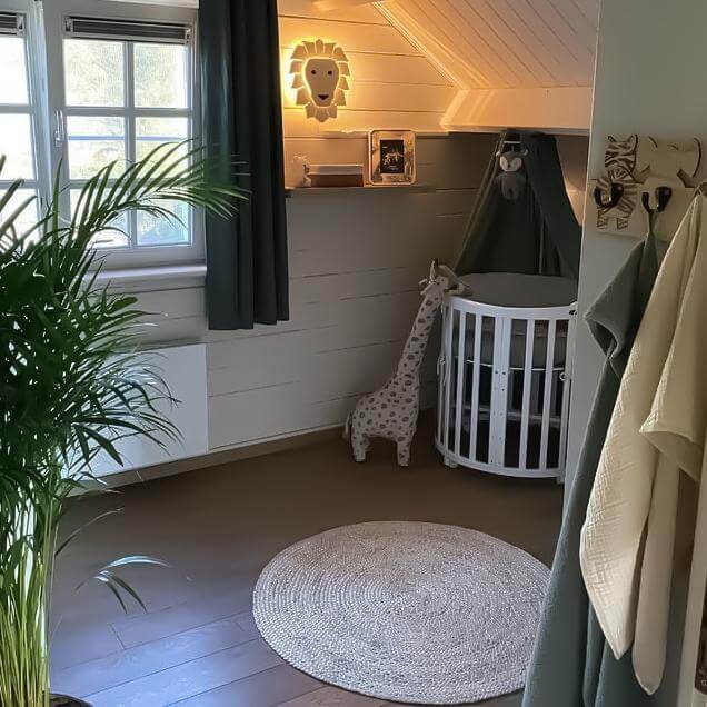 Hölzerne Wandleuchte Kinderzimmer | Löwe - natur Wandleuchte toddie.de