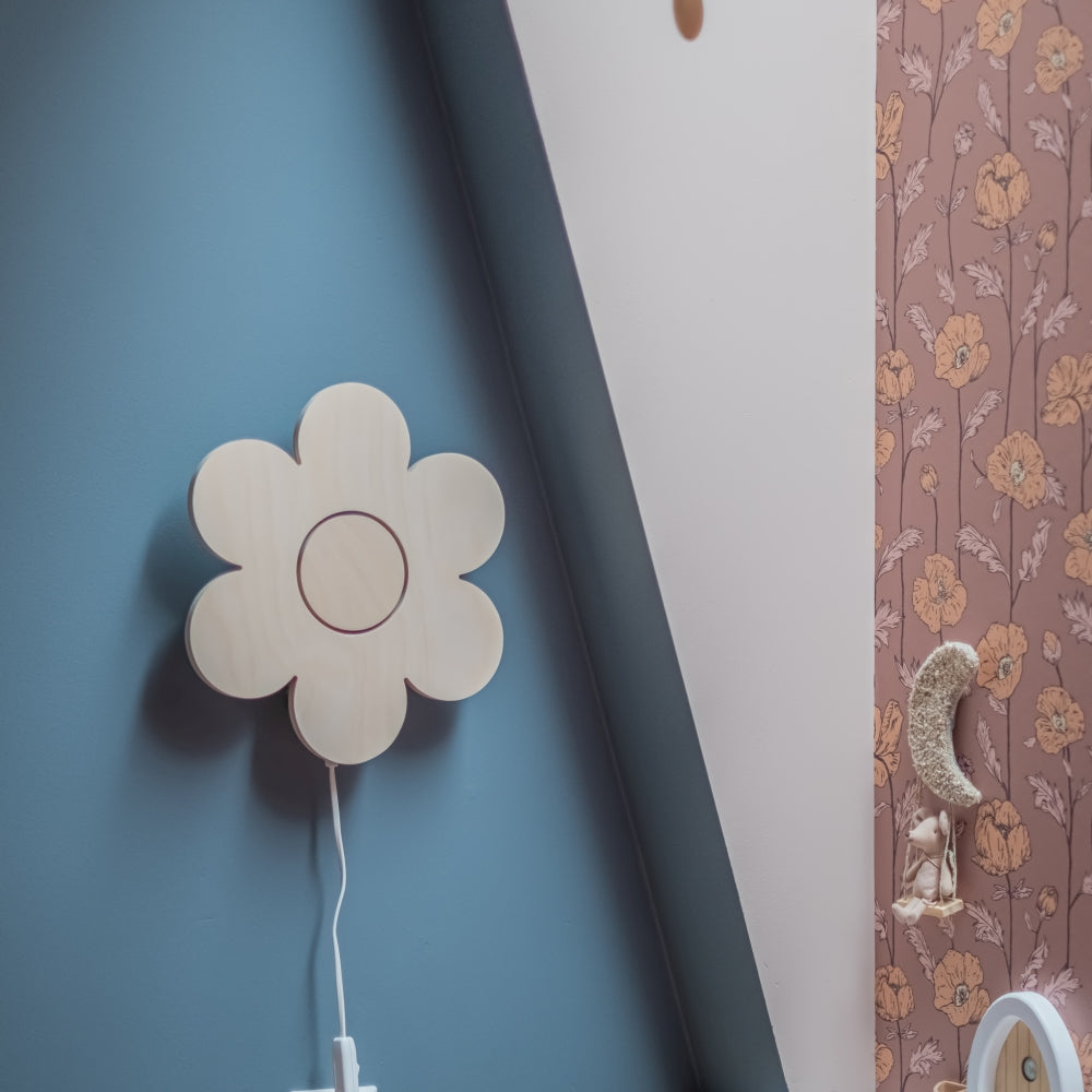 Hölzerne Wandlampe Kinderzimmer | Blume - natur Wandleuchte toddie.de