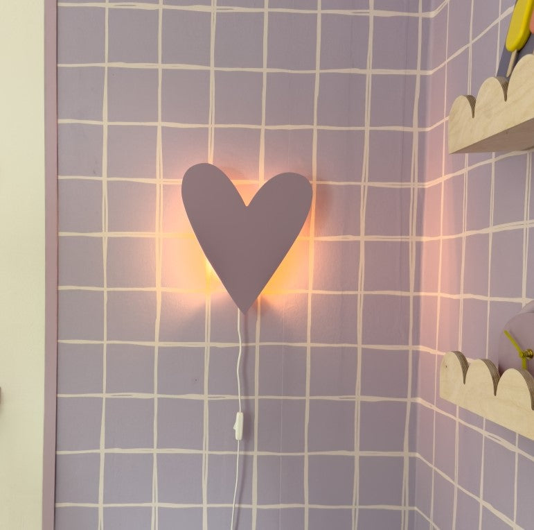 Hölzerne Wandleuchte Kinderzimmer | Herz - lila toddie.de ®