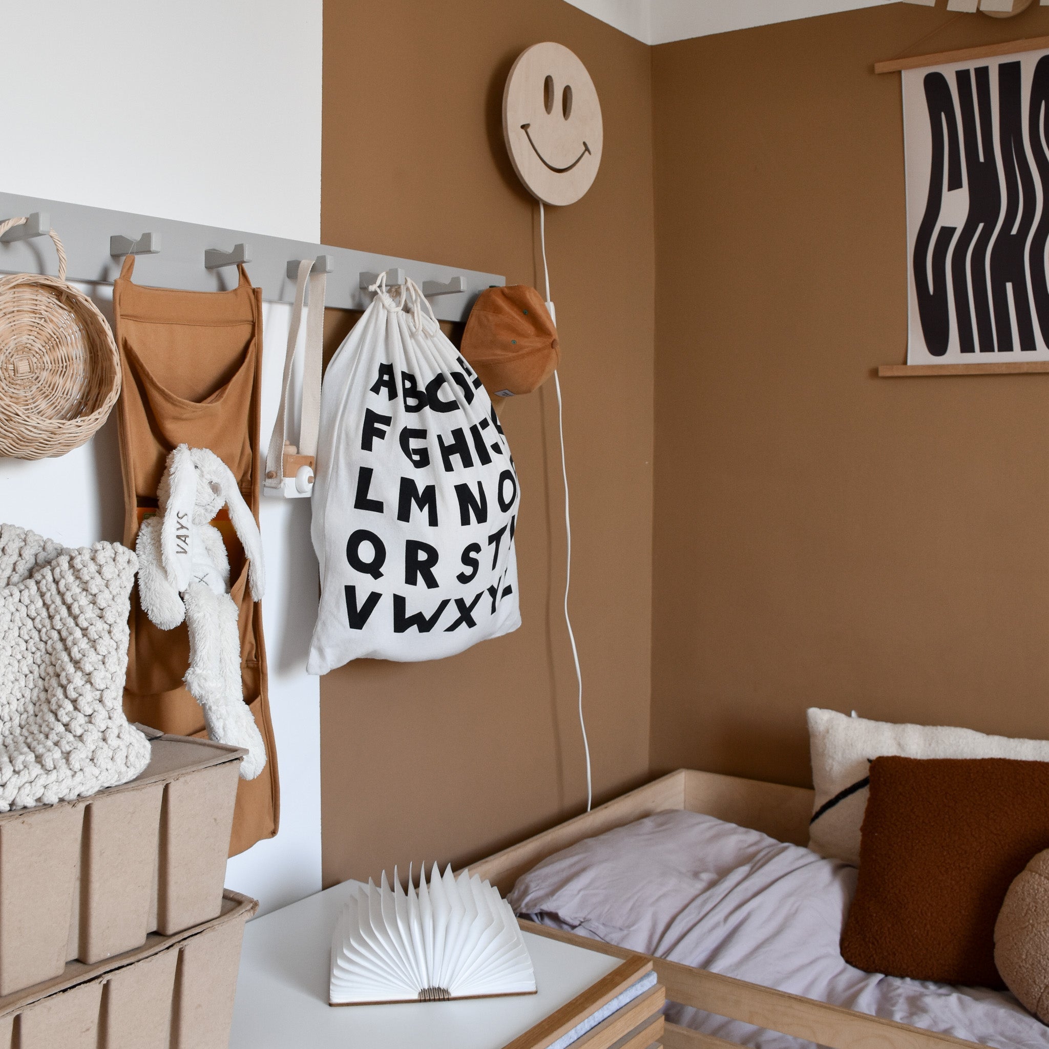 Hölzerne Wandleuchte Kinderzimmer | Smiley - natur Wandleuchte toddie.de ®