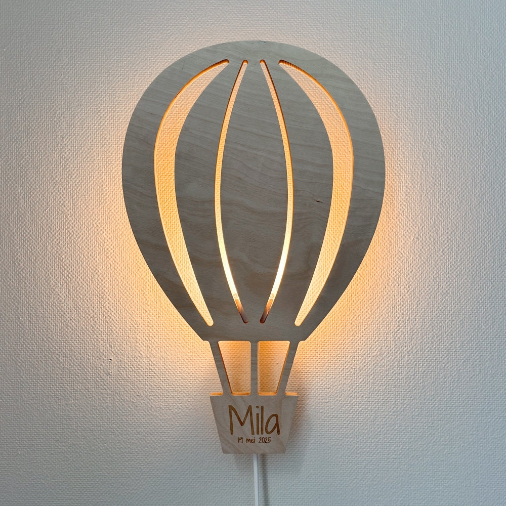 Hölzerne Wandleuchte Kinderzimmer | Heißluftballon - natur Wandleuchte toddie.de