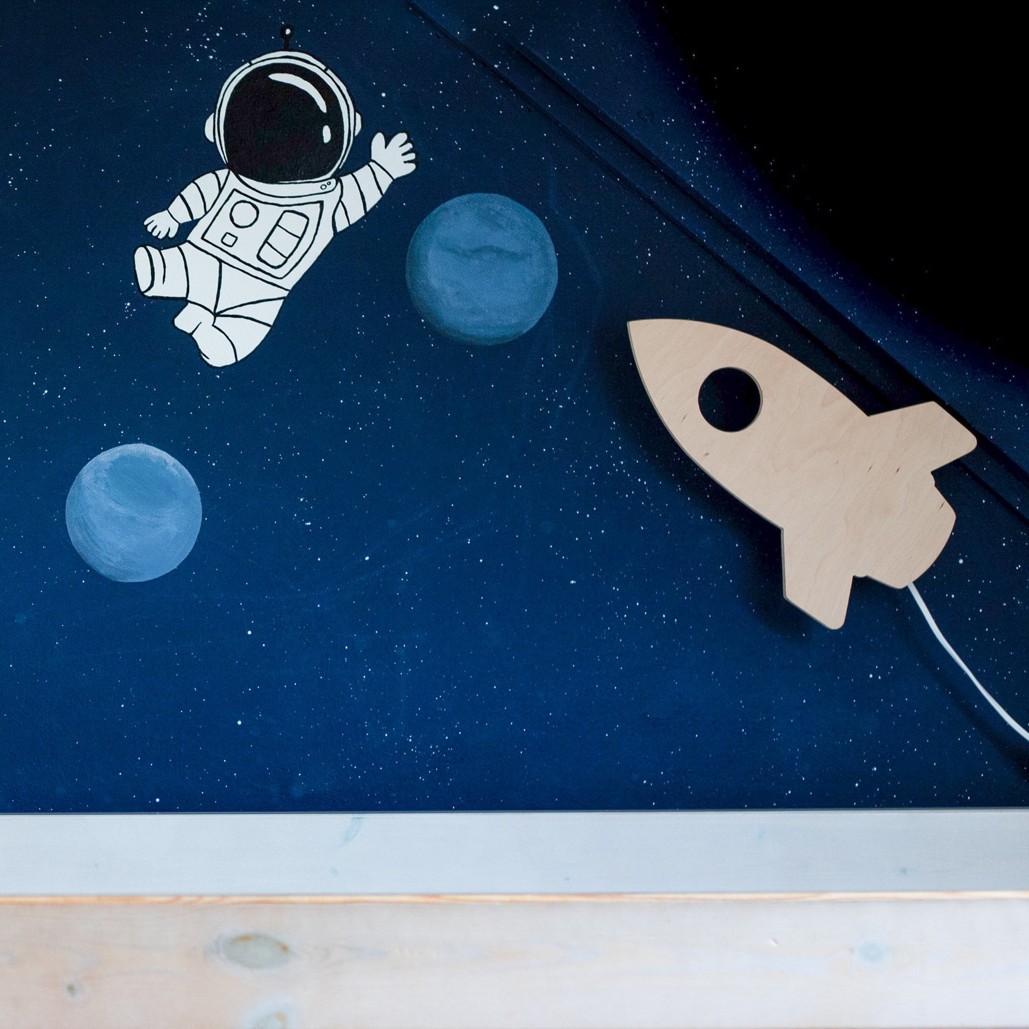 Hölzerne Wandleuchte Kinderzimmer | Rakete - natur Wandleuchte toddie.de