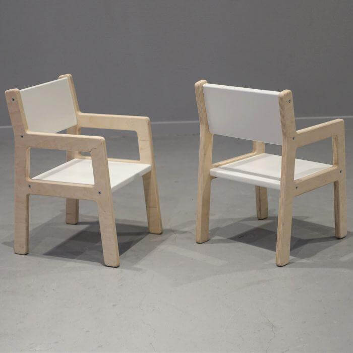 Holz Kindermöbelset 1-4 Jahre | Tisch + 2 Stühle - weiß Möbelset toddie.de