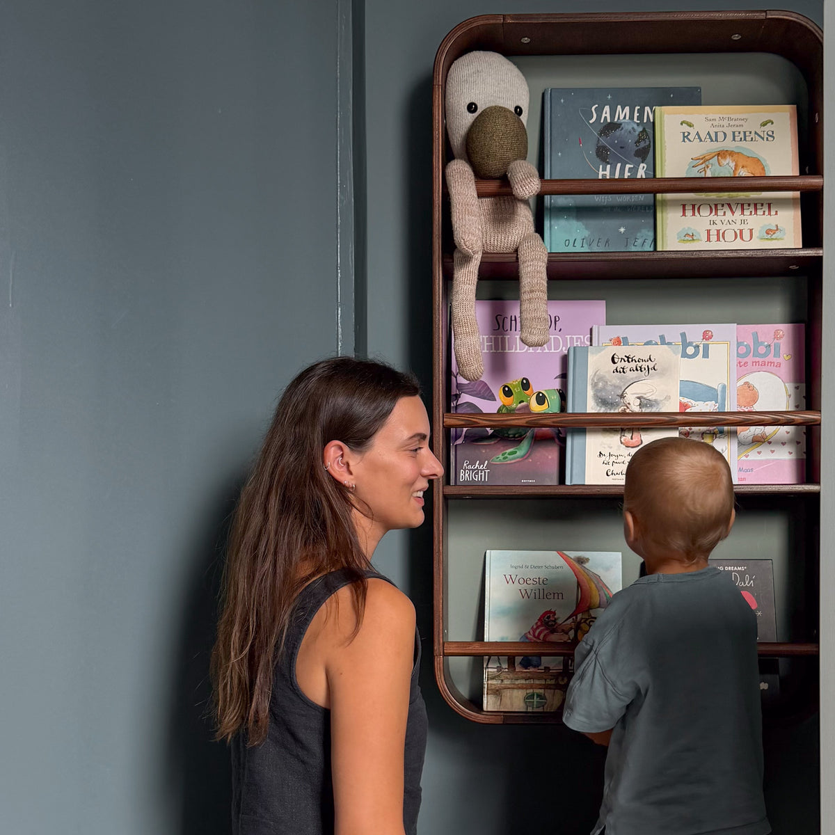 Montessori Bücherregal Kinderzimmer | Novie, 3 Regalböden – Wengé, gebeizt