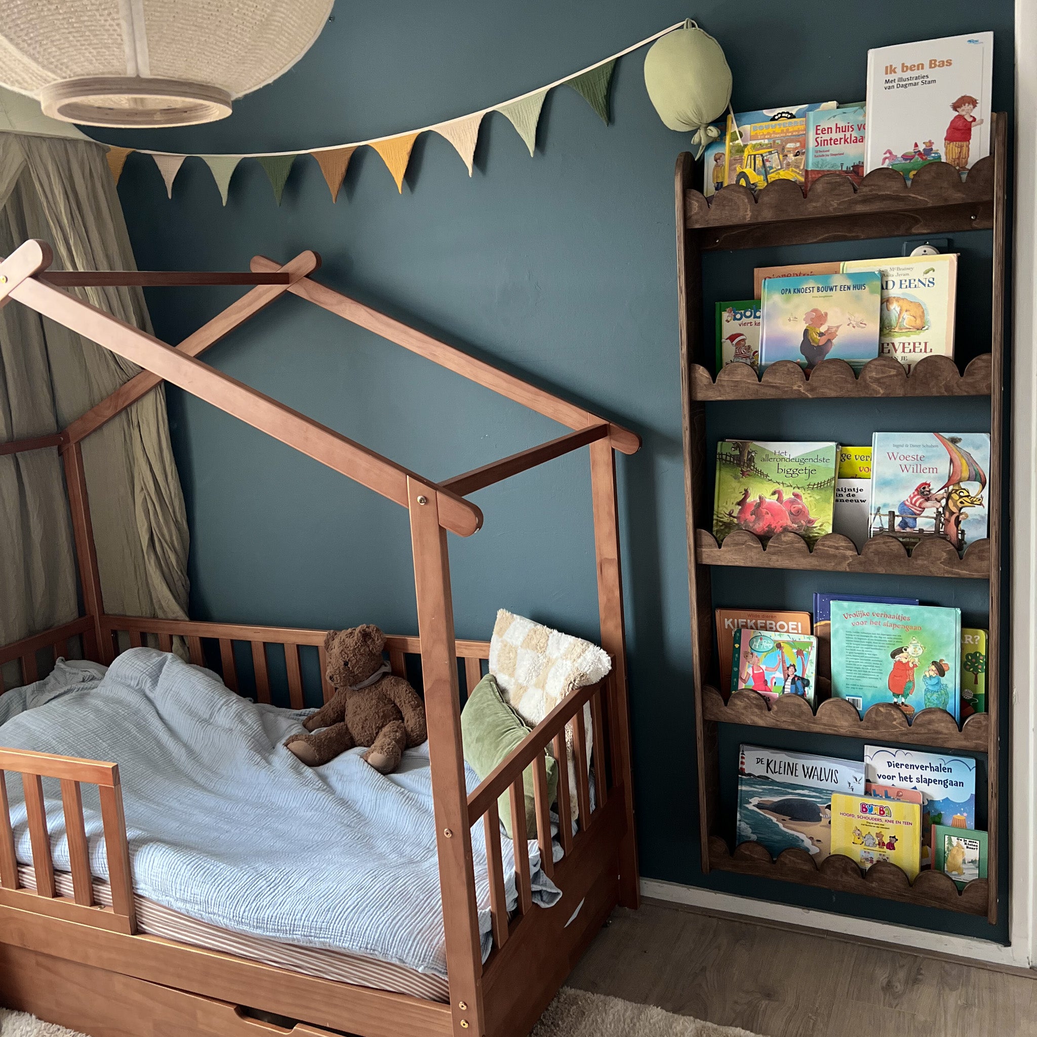 Bubble Montessori Bücherregal Kinderzimmer | 5 Regale | wengé Bücher Wandregal toddie.de ®