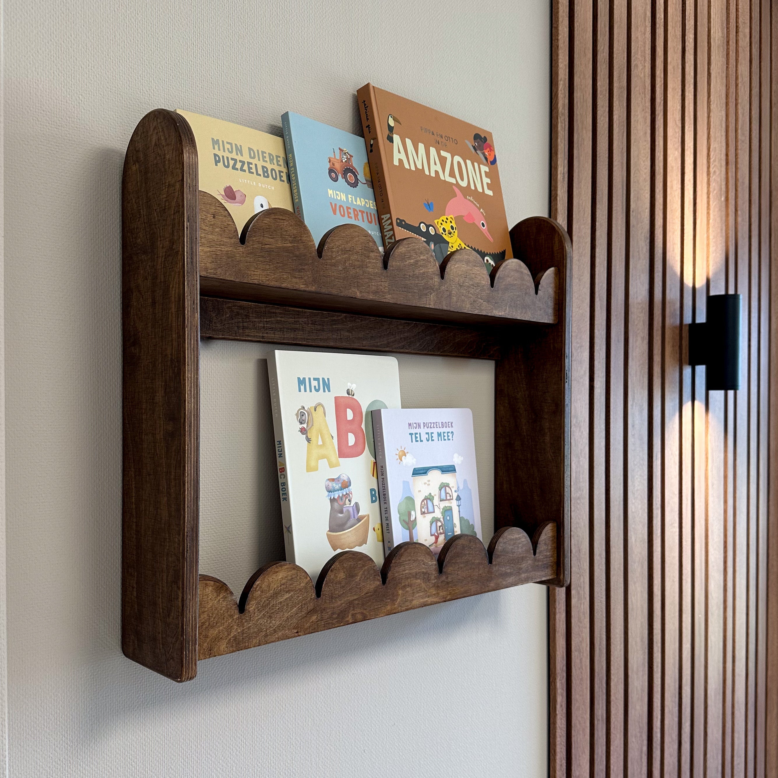 Bubble Montessori Bücherregal | 2 Regalböden – wenge gebeizt Wandregal toddie.de ®