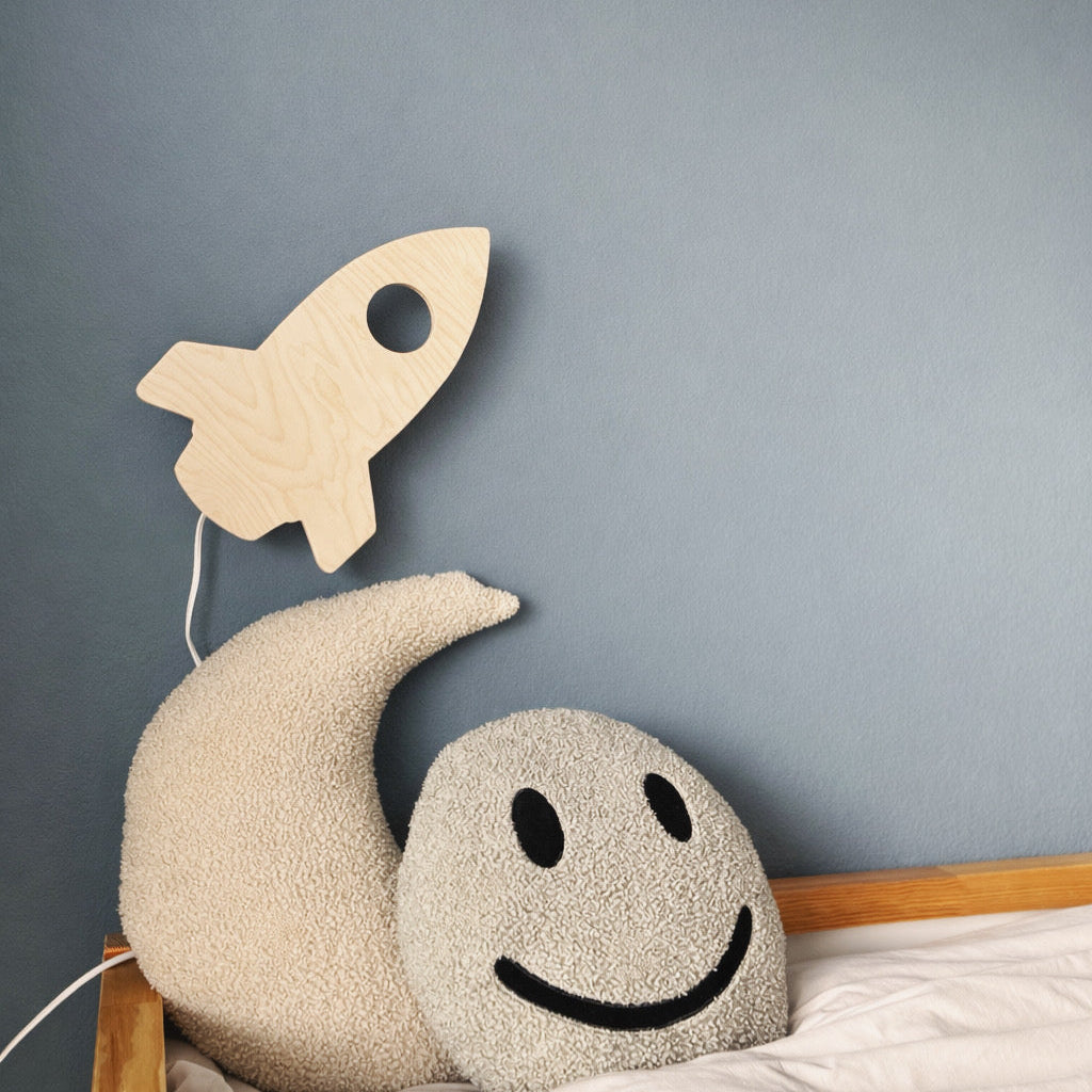 Hölzerne Wandleuchte Kinderzimmer | Rakete - natur Wandleuchte toddie.de