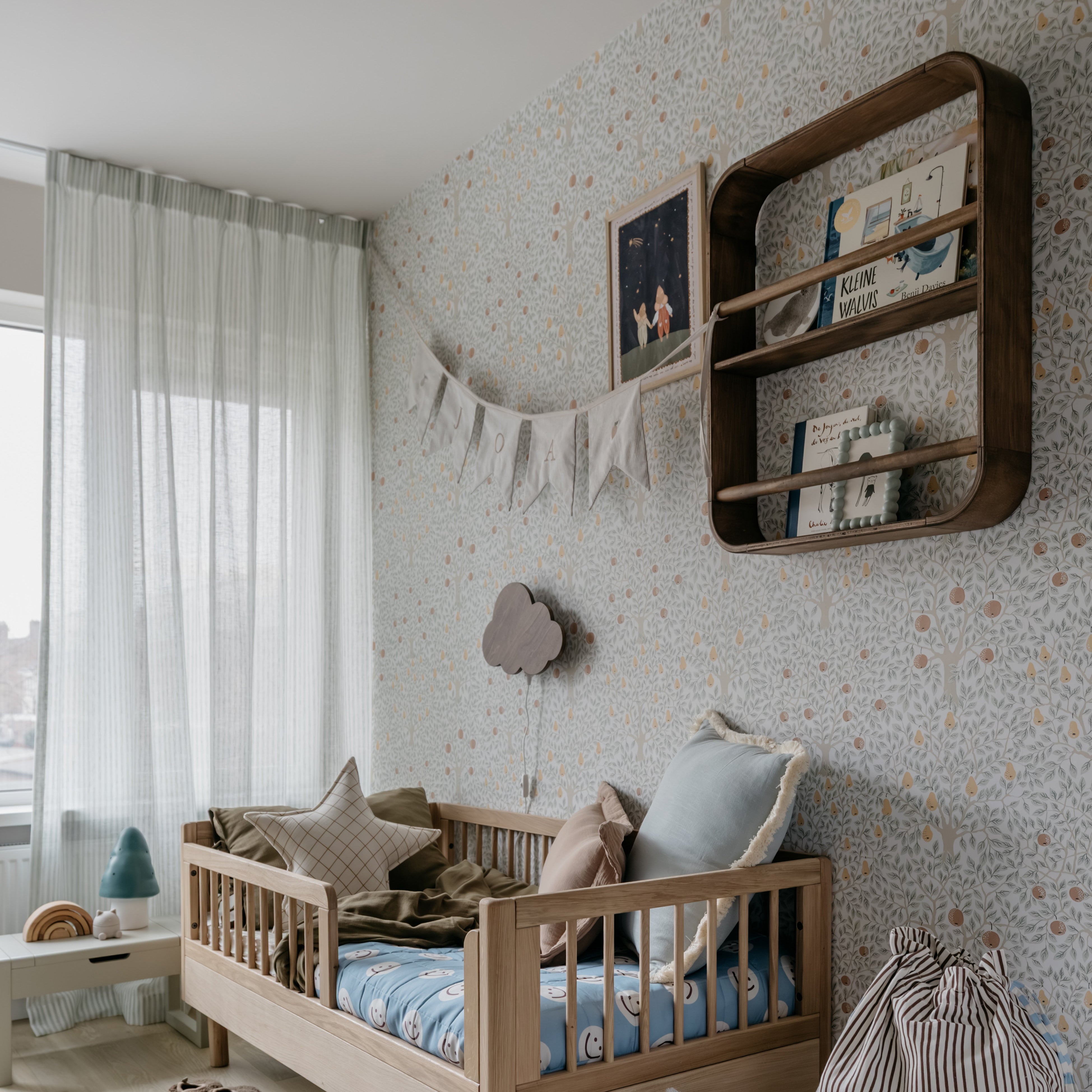 Novie Montessori Rundes Bücherregal für Kinderzimmer | 2 Regalböden – Wenge gebeizt Bücherregal toddie.de ®