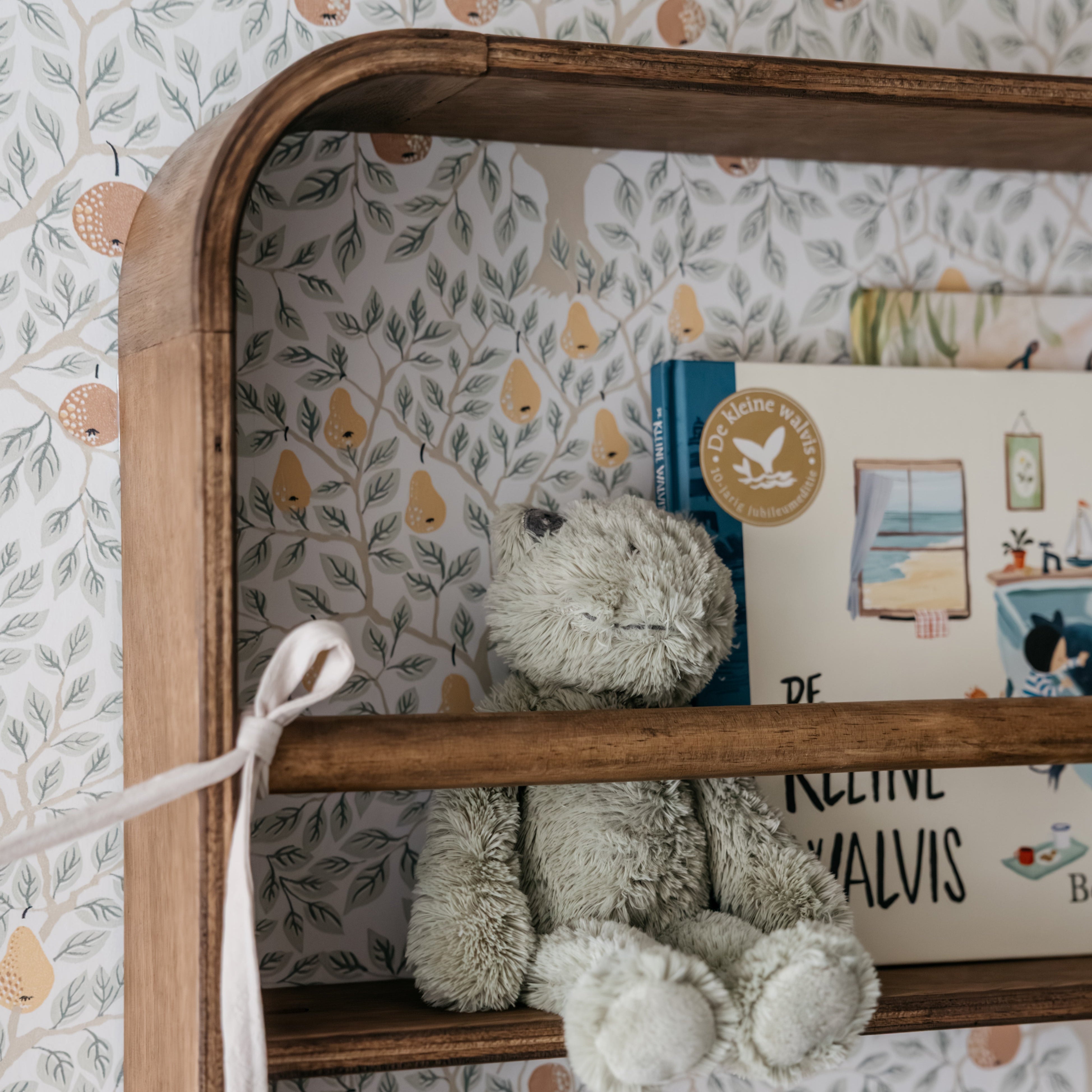 Novie Montessori Rundes Bücherregal für Kinderzimmer | 2 Regalböden – Wenge gebeizt Bücherregal toddie.de ®