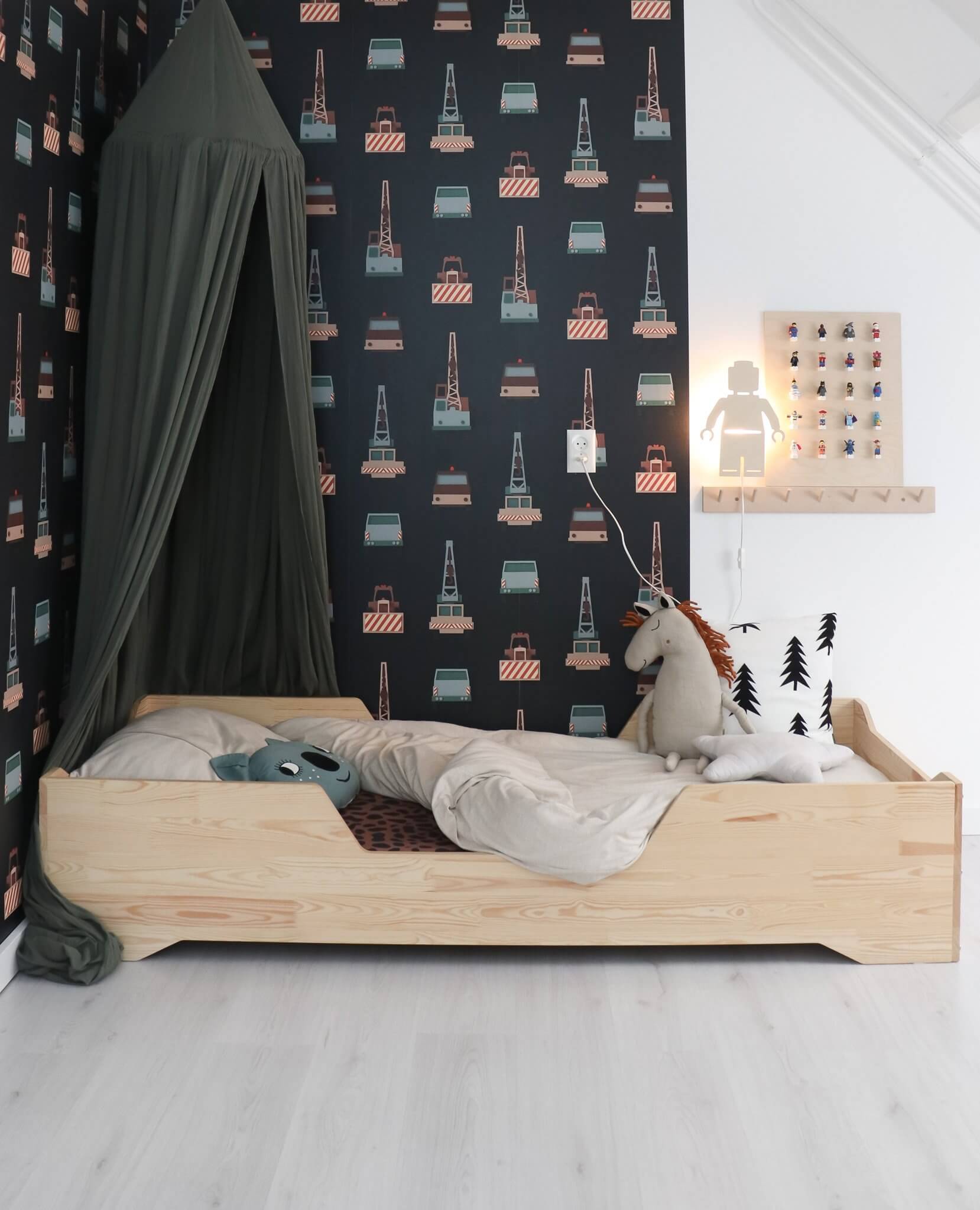 Hölzerne Wandleuchte Kinderzimmer | Lego- natur Wandleuchte toddie.de