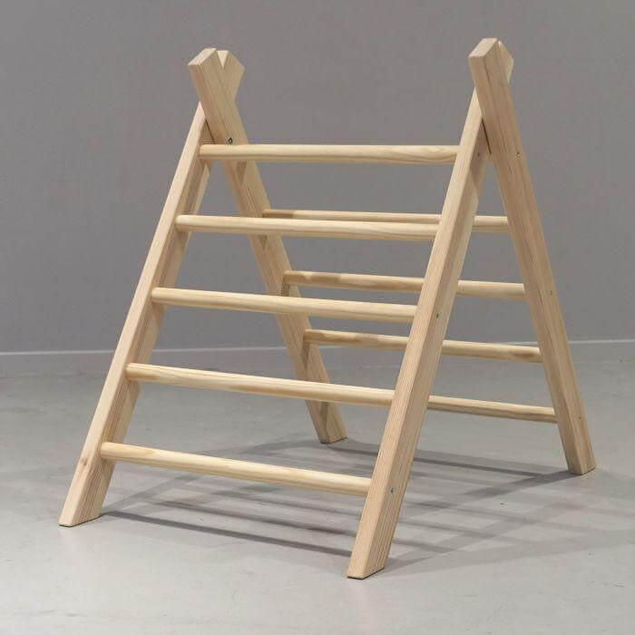 Hölzernes Klettergerüst | Faltbare Pikler Dreieck - natur Kletterdreieck toddie.de