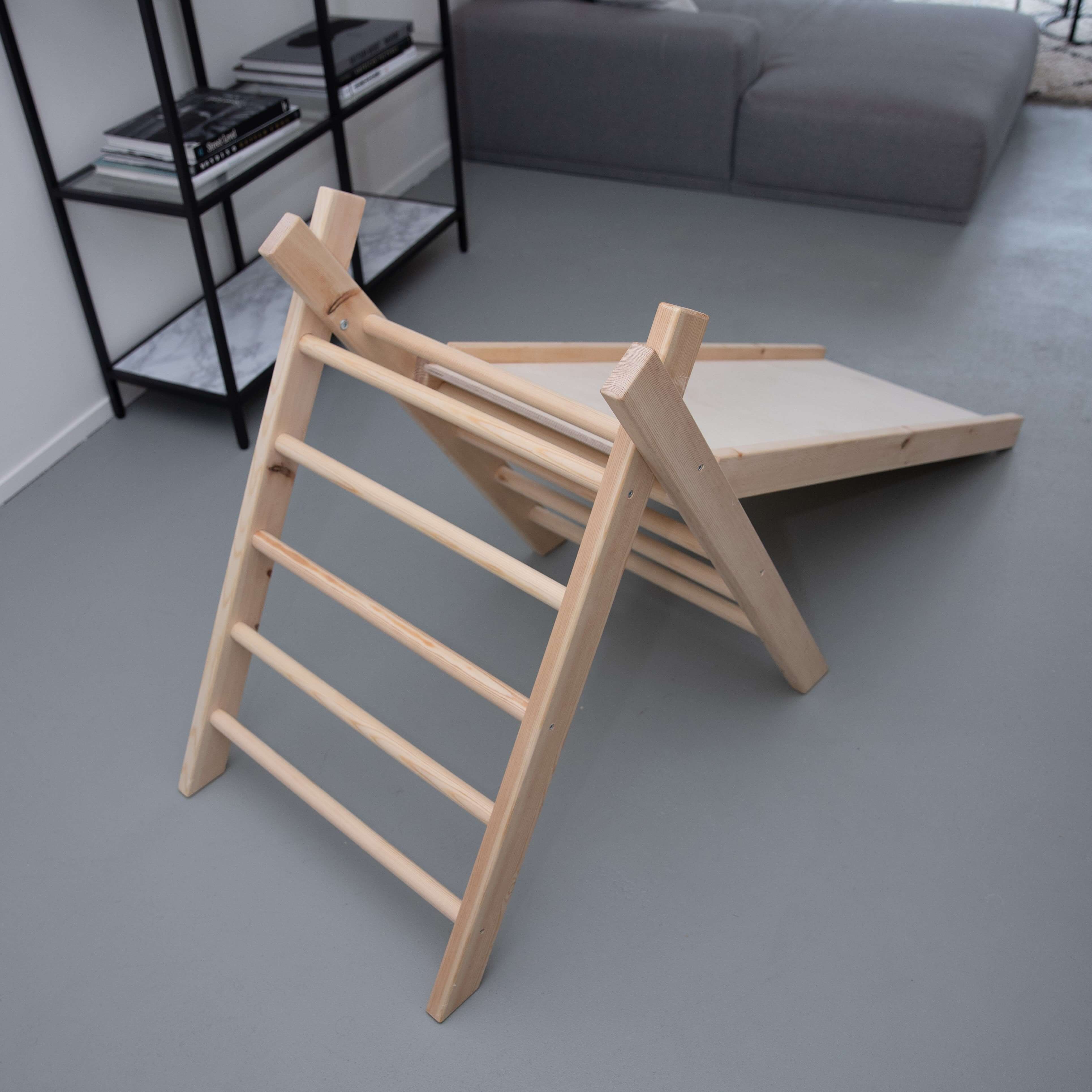 Hölzernes Klettergerüst | Faltbare Pikler Dreieck mit Rutsche - natur Kletterdreieck toddie.de