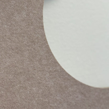 Filz-Wandlampe Mond sandbeige – Nahaufnahme des PET-Filzes