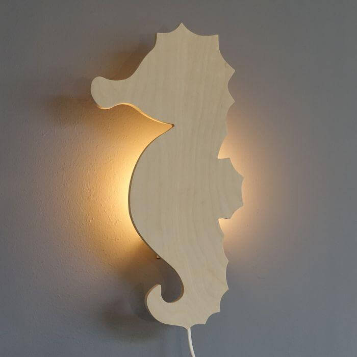 Hölzerne Wandleuchte Kinderzimmer | Seepferdchen - natur Wandleuchte toddie.de