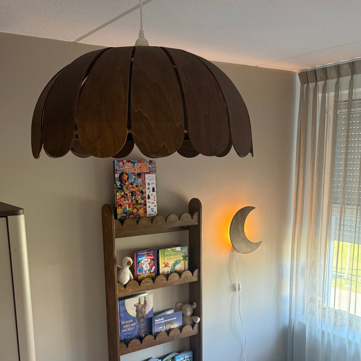 Houten hanglamp kinderkamer | Bubble Wengé (Walnut) - toddie.nl ®