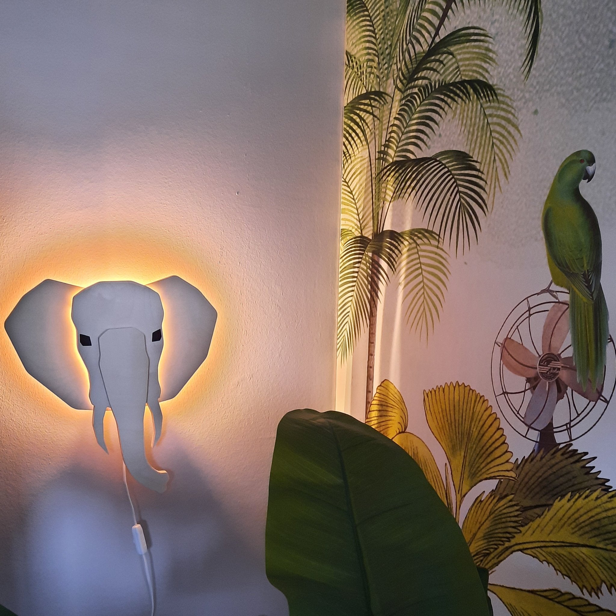 Hölzerne Wandleuchte Kinderzimmer | Elefant 3D - natur Wandleuchte toddie.de   