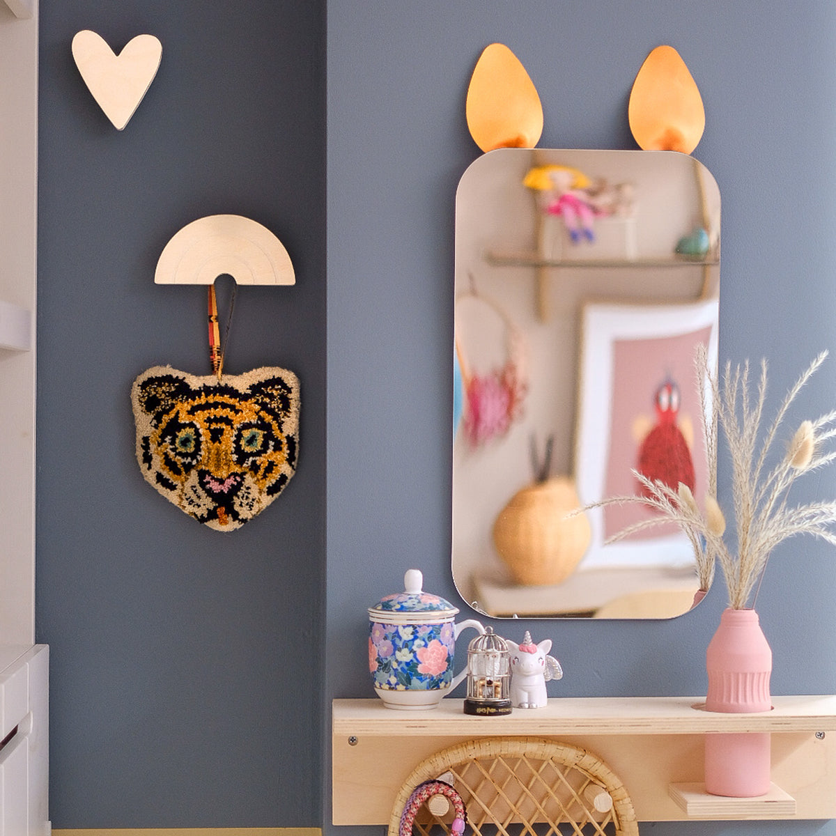 Blank houten wandhaken kinderkamer | Regenboog en hart - toddie.nl