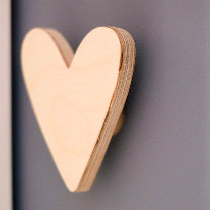 Blank houten wandhaken kinderkamer | Regenboog en hart - toddie.nl
